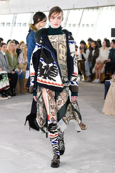 Look 24